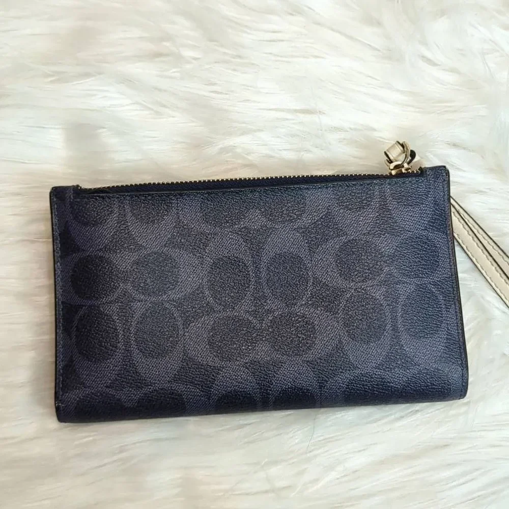 Coach Tech Wallet in Colorblock Signature Canvas - Picture 5 of 7